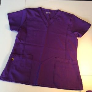 Wonder wink 4 stretch scrub sets! 4 different sets